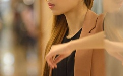 YELLOW视频直播在线观看